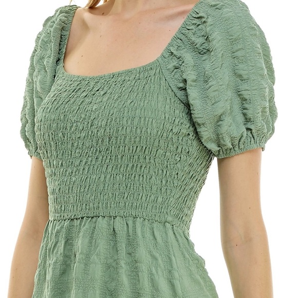 Dress Green Textured Dress - Picture 4 of 9